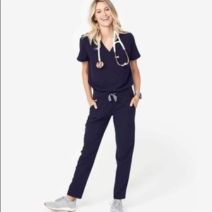 Figs Loreto Utility Scrub Pants in Navy
